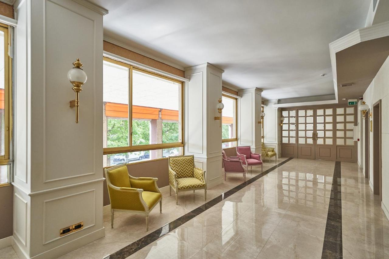 Hotel Astoria Биела Екстериор снимка