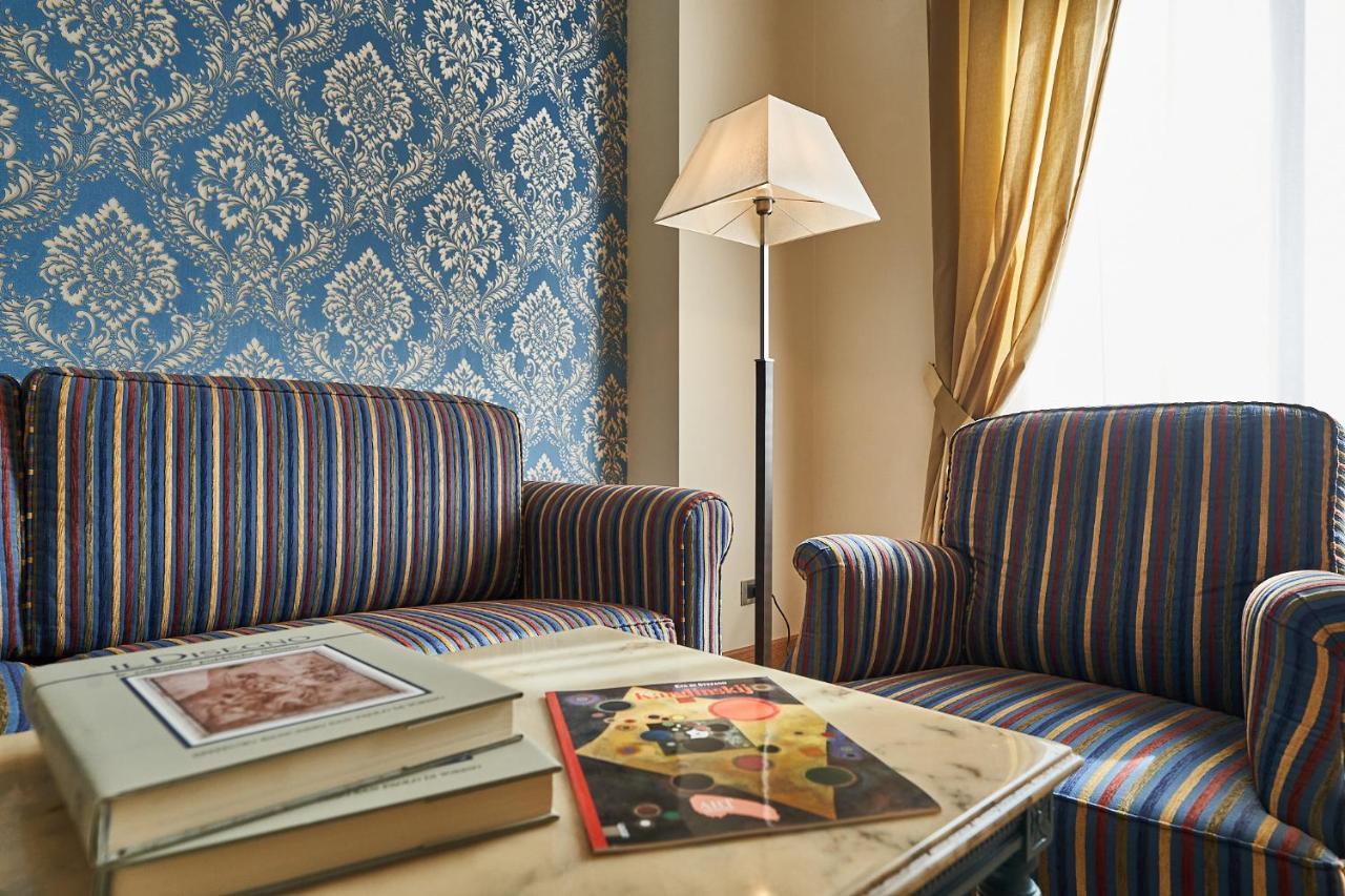 Hotel Astoria Биела Екстериор снимка